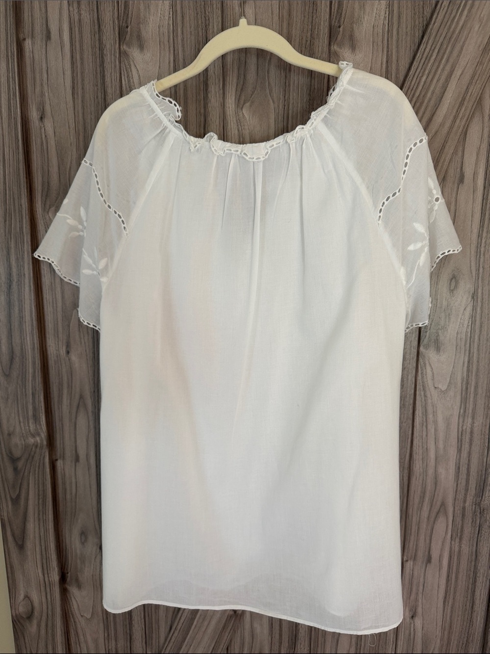 Talbots Top 🌸 - Picture 2 of 4